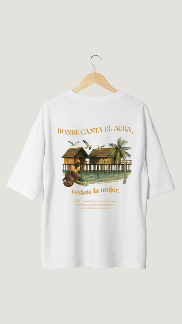 Camiseta A Orillas Resiste la mujer - Image 3